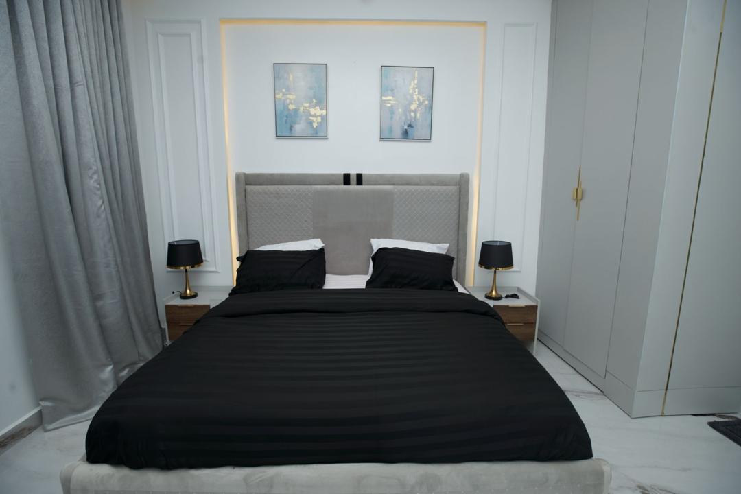 Executive Bedroom